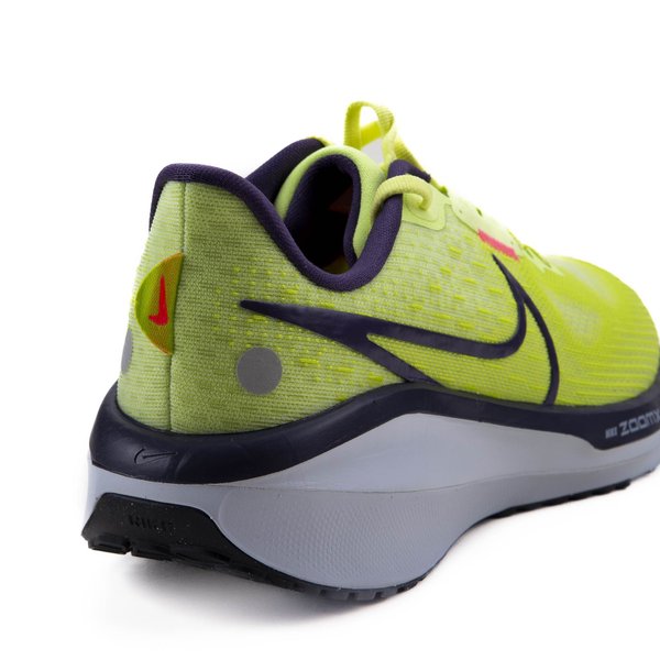 Tênis Nike Vomero 17 Feminino