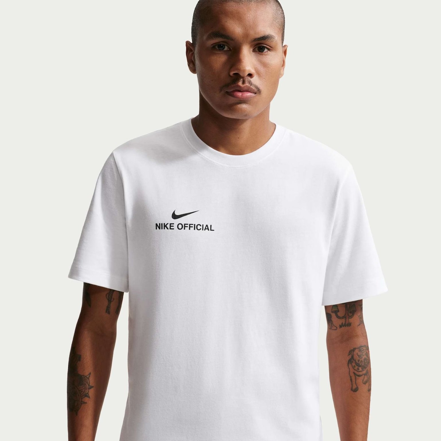 Camiseta Nike Sportswear Official Masculina - IH1143